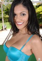Adriana Kelly Spreads Outdoors, Adriana Kelly (adr030) ATK Exotics: Adriana Kelly (Adriana Kelly Spreads Outdoors)