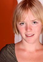Anna spreads her pussy., Anna (ann082) ATK Archives: Anna (Anna spreads her pussy.)