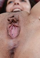 Luna Leve spreads her pussy and toes wide!, Luna Leve (lun008) ATK Exotics: Luna Leve (Luna Leve spreads her pussy and toes wide!)