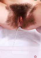 Pearl Sage strips and pees a bit, Pearl Sage (pea013) ATK Natural & Hairy: Pearl Sage (Pearl Sage strips and pees a bit)