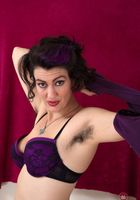 Hot MILF Sadie spreads her legs, Sadie Lune (sad018) ATK Natural & Hairy: Sadie Lune (Hot MILF Sadie spreads her legs)