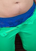 Hairy Samantha spreads her bush, Samantha Jane (sam068) ATK Archives: Samantha Jane (Hairy Samantha spreads her bush)