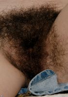 Sandy in mature and hairy, Sandy (san019) ATK Petites: Sandy (Sandy in mature and hairy)